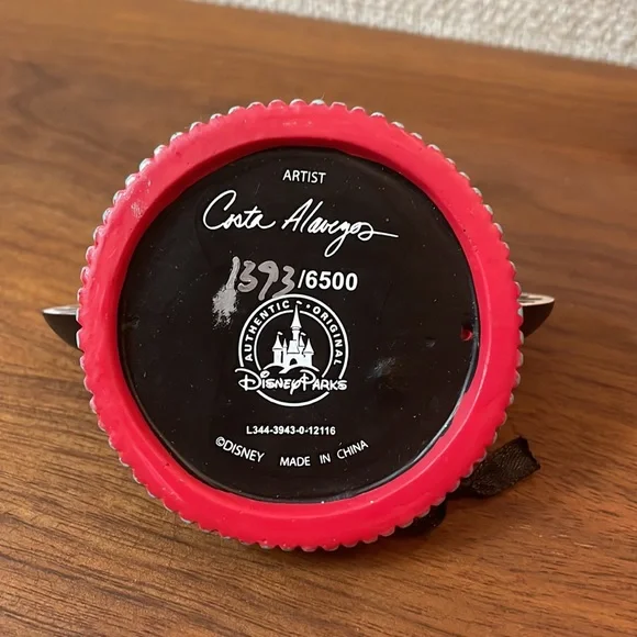 Disney EAR HAT Ornament - CRUELLA DE VIL of 101 DALMATIANS - Picture 4 of 7